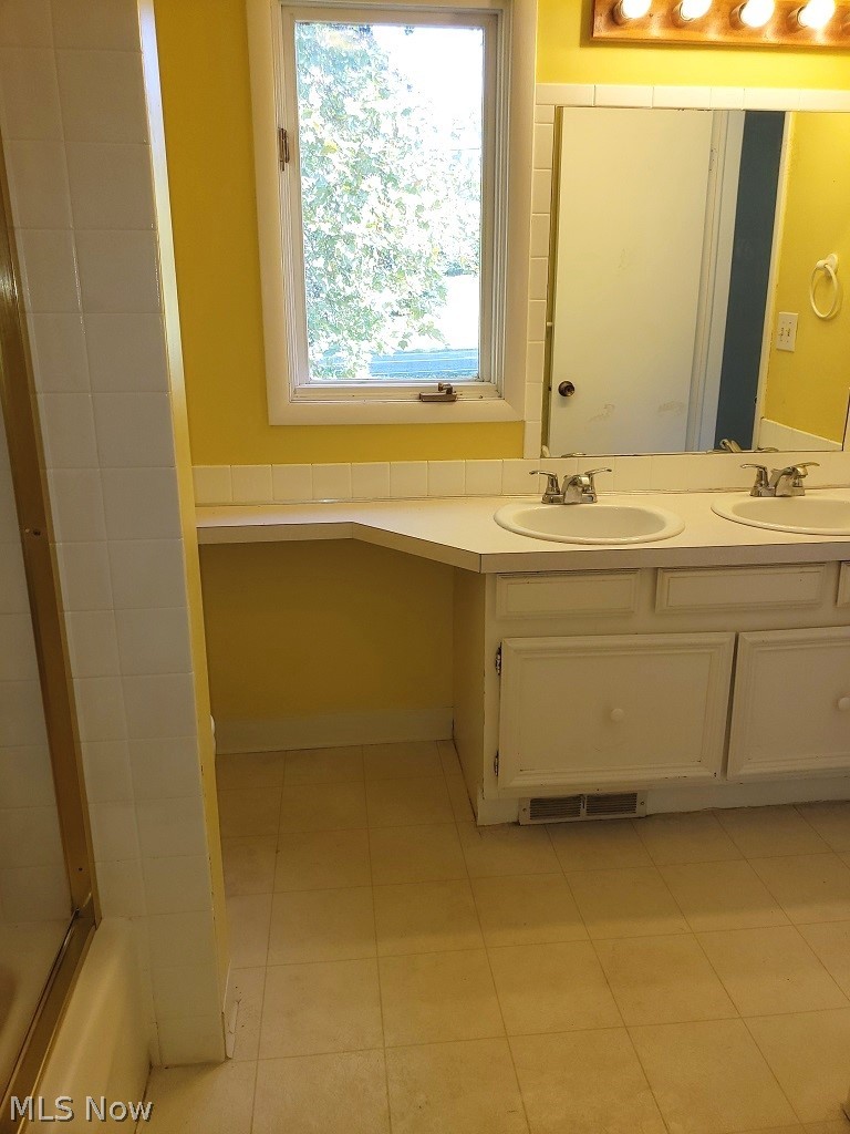 4450 Ridgewood Road Akron, OH 44321 - Photo 11 of 31