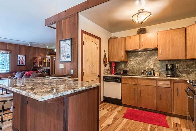 360 Squaw Valley Road Olympic Valley, CA 96146 - Photo 4 of 14 Gallery Image 4