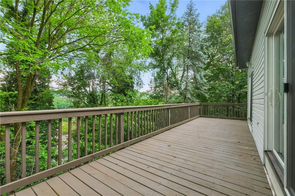 127 Fairfax Road Pittsburgh, PA 15221 - Photo 12 of 41 Pic from Spring 2025 listing - upper balcony.