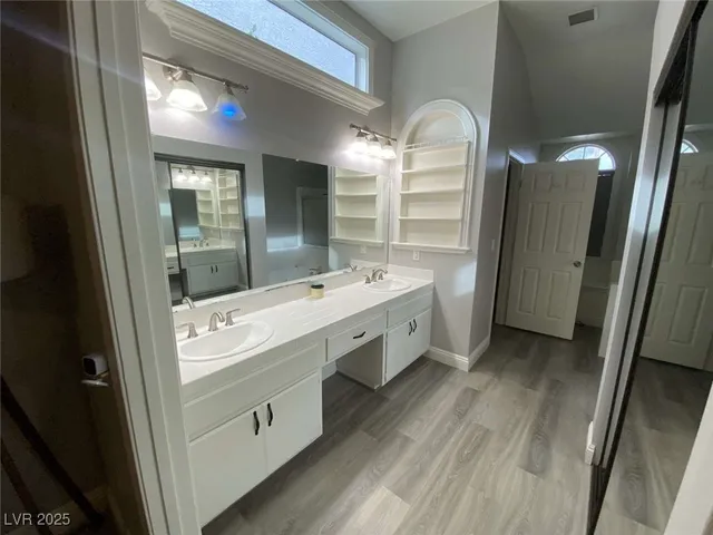 $399,999 | 2624 Cathedral Lane, Las Vegas, NV 89108