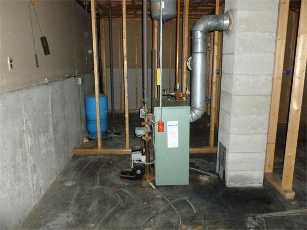 10 Robbins Road Warwick, MA 01378 - Photo 10 of 17