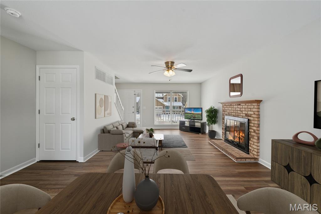 709 Ginger Wood Court Ballwin, MO 63021 - Photo 4 of 18