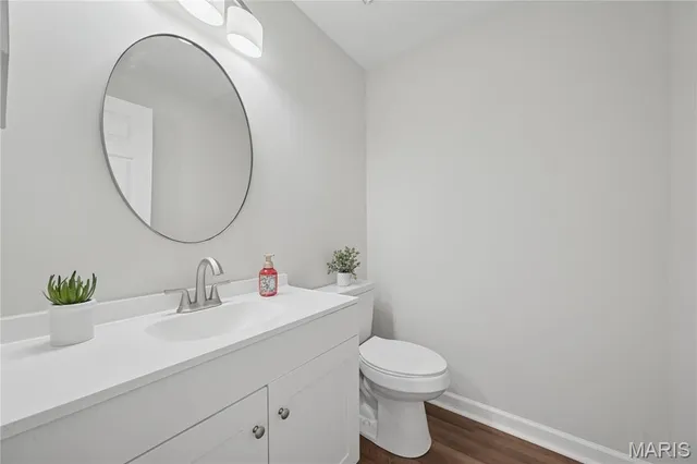 $345,000 | 709 Ginger Wood Court, Ballwin, MO 63021