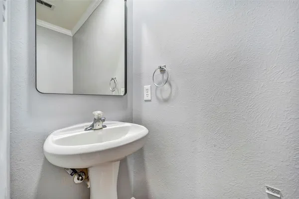 $309,900 | 22250 Queenbury Hills Drive, Houston, TX 77073