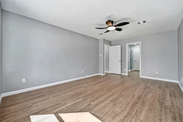 $309,900 | 22250 Queenbury Hills Drive, Houston, TX 77073