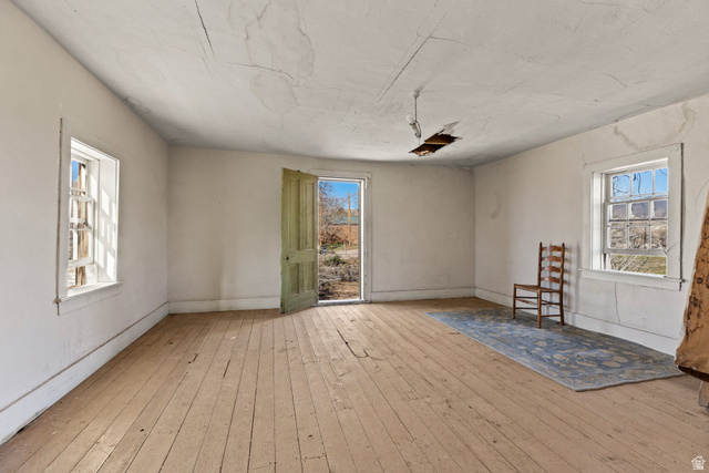 83 West 100 South Virgin, UT 84779 - Photo 5 of 35 Empty room with wood-type flooring
