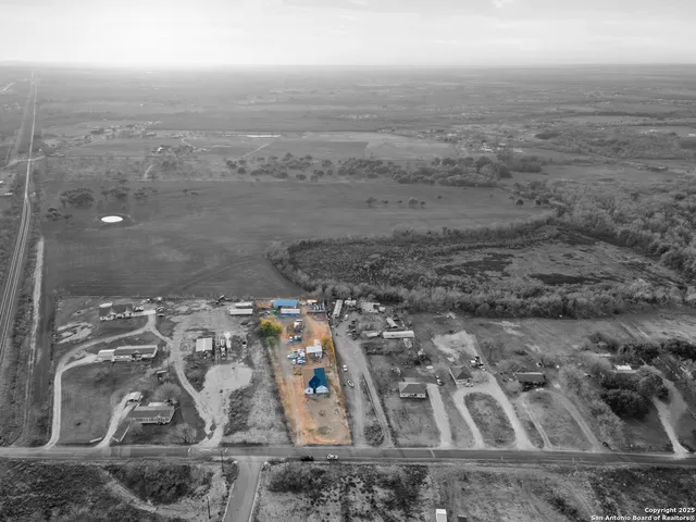 $514,900 | 16851 Griffin Road, Unit 2, Atascosa, TX 78002