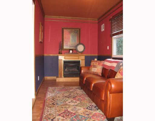 122 Edward Street McKees Rocks, PA 15136 - Photo 6 of 18 Den/Family/Great Room.