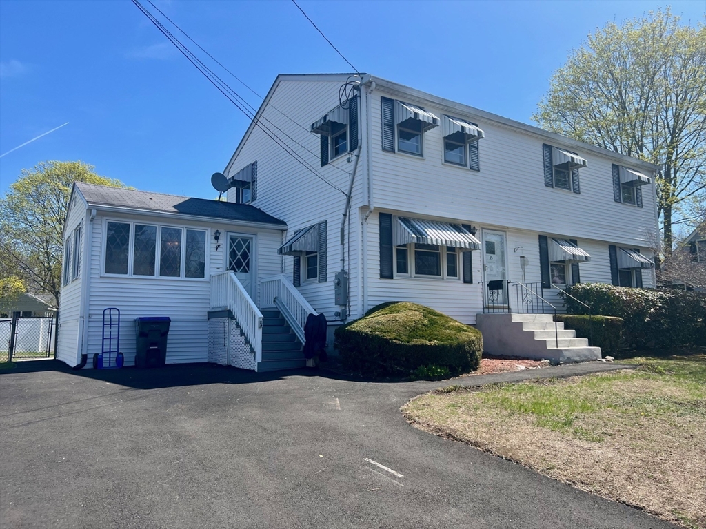 35 Stillwater Road Methuen, MA 01844 - Photo 1 of 42