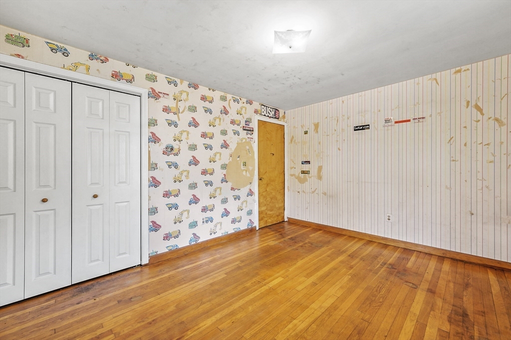 35 Stillwater Road Methuen, MA 01844 - Photo 15 of 42