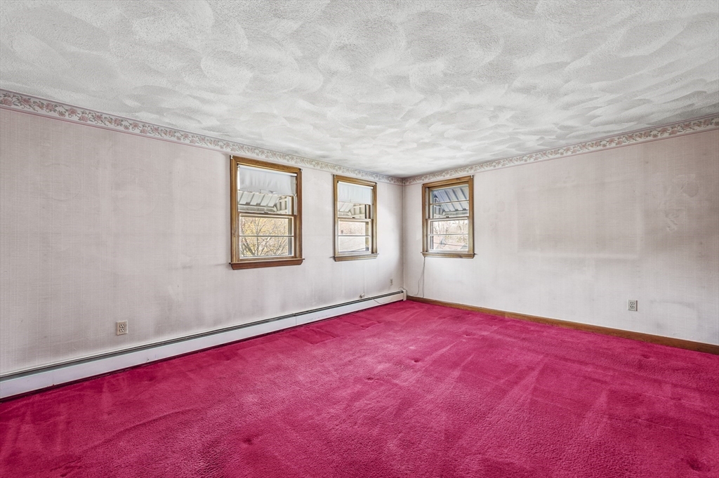 35 Stillwater Road Methuen, MA 01844 - Photo 19 of 42