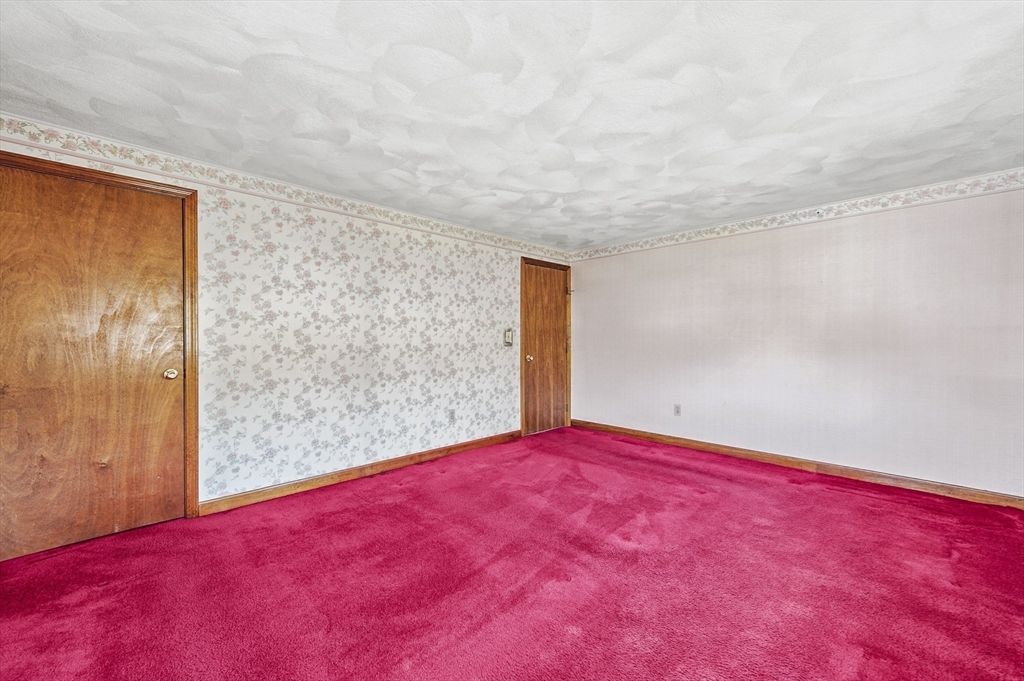 35 Stillwater Road Methuen, MA 01844 - Photo 20 of 42