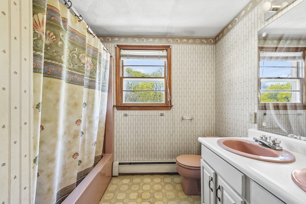 35 Stillwater Road Methuen, MA 01844 - Photo 28 of 42