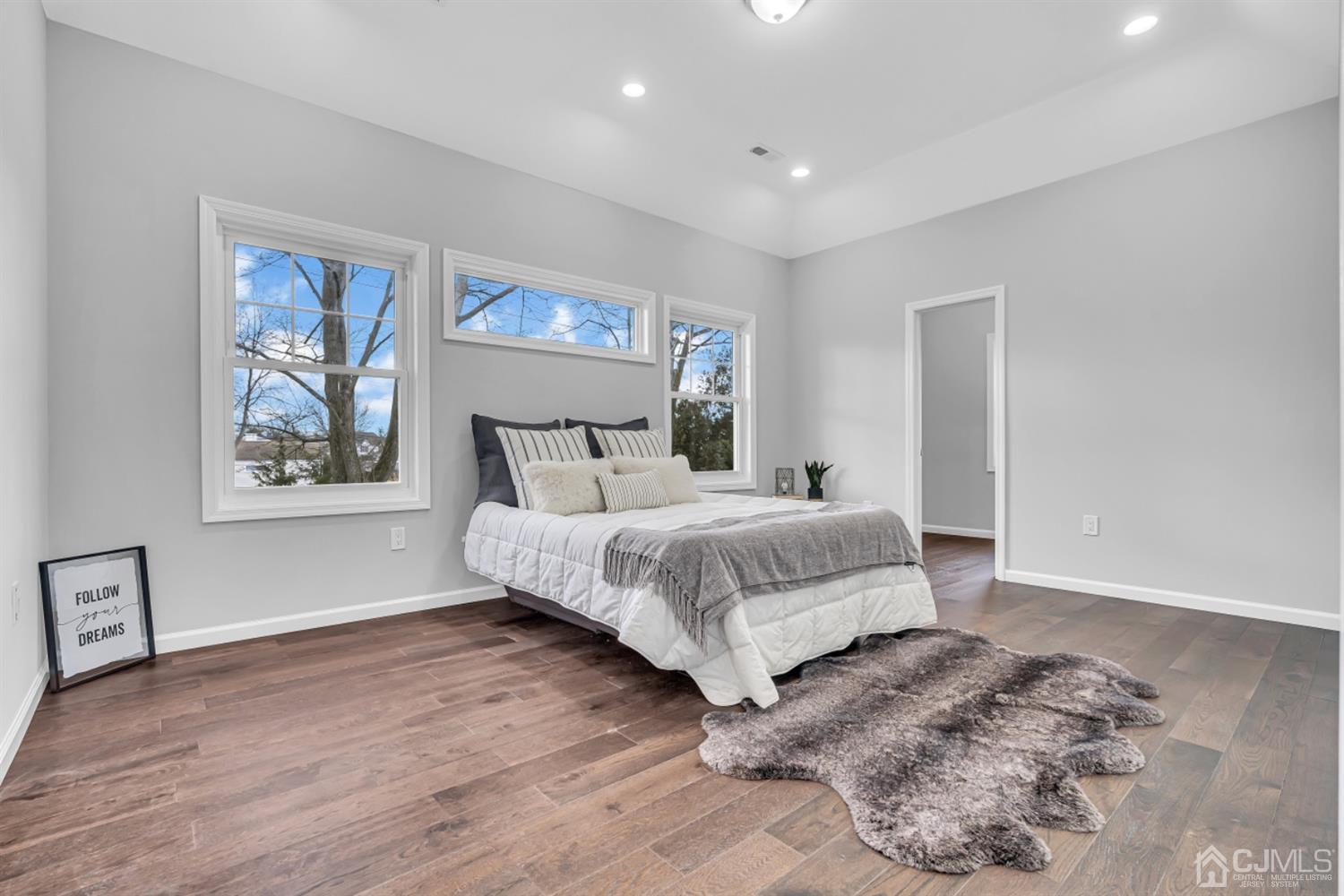 10 Dayton Road Edison, NJ 08817 - Photo 21 of 35 a bedroom with a large bed and a window