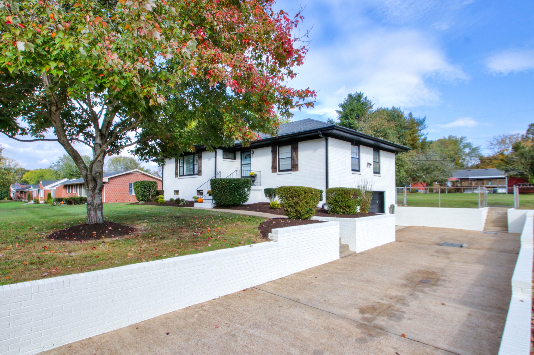 215 Jackson Heights Road Columbia, TN 38401 - Photo 3 of 40 Gallery Image 3