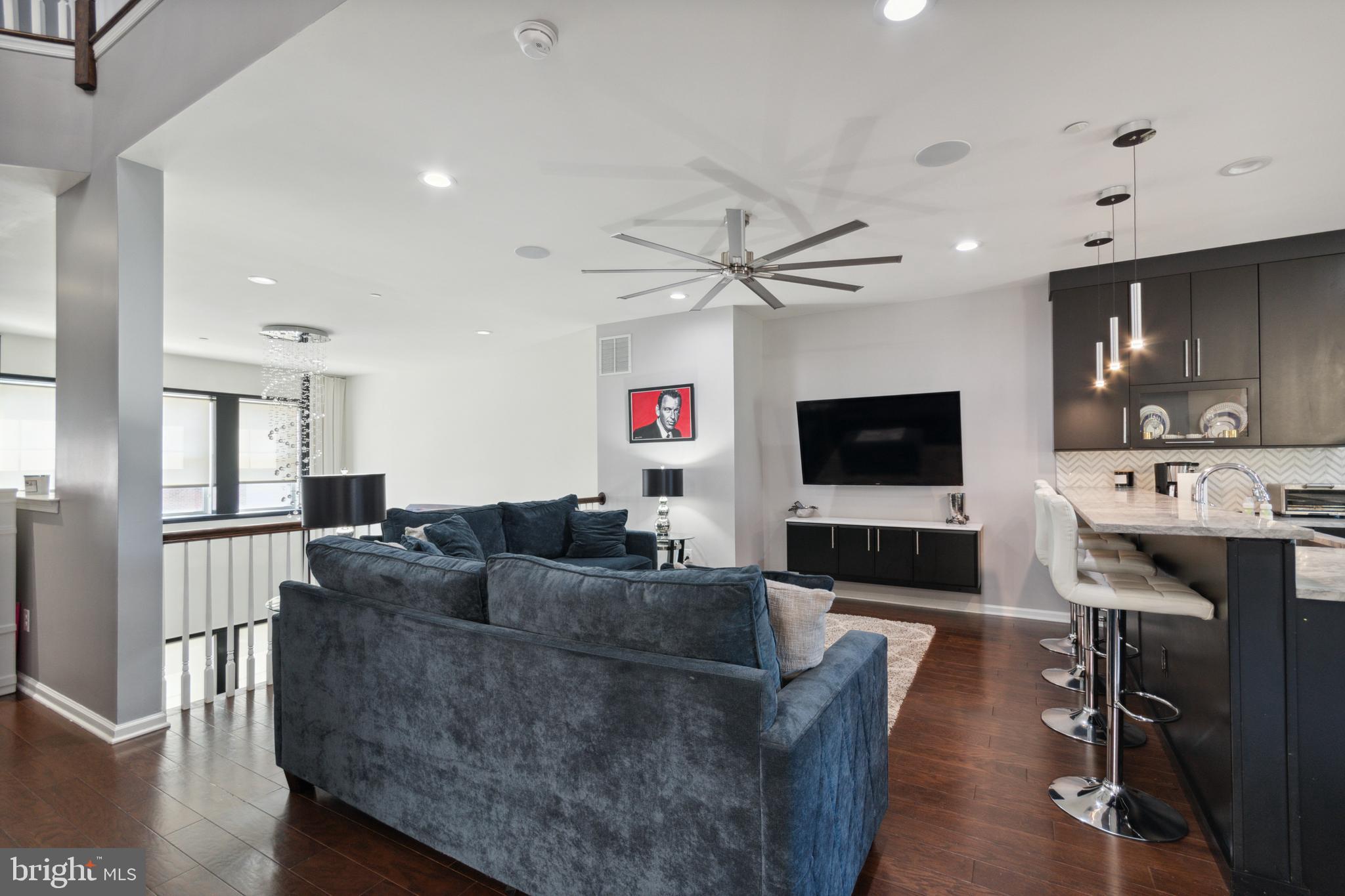 2401 Roma Drive Philadelphia, PA 19145 - Photo 8 of 35 Gallery Image 8
