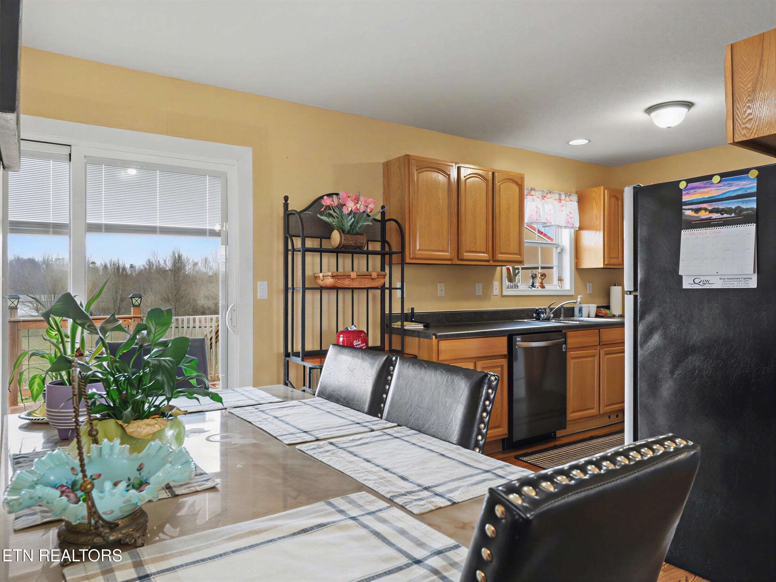2833 Pinecrest Road Jacksboro, TN 37757 - Photo 12 of 40 22_33