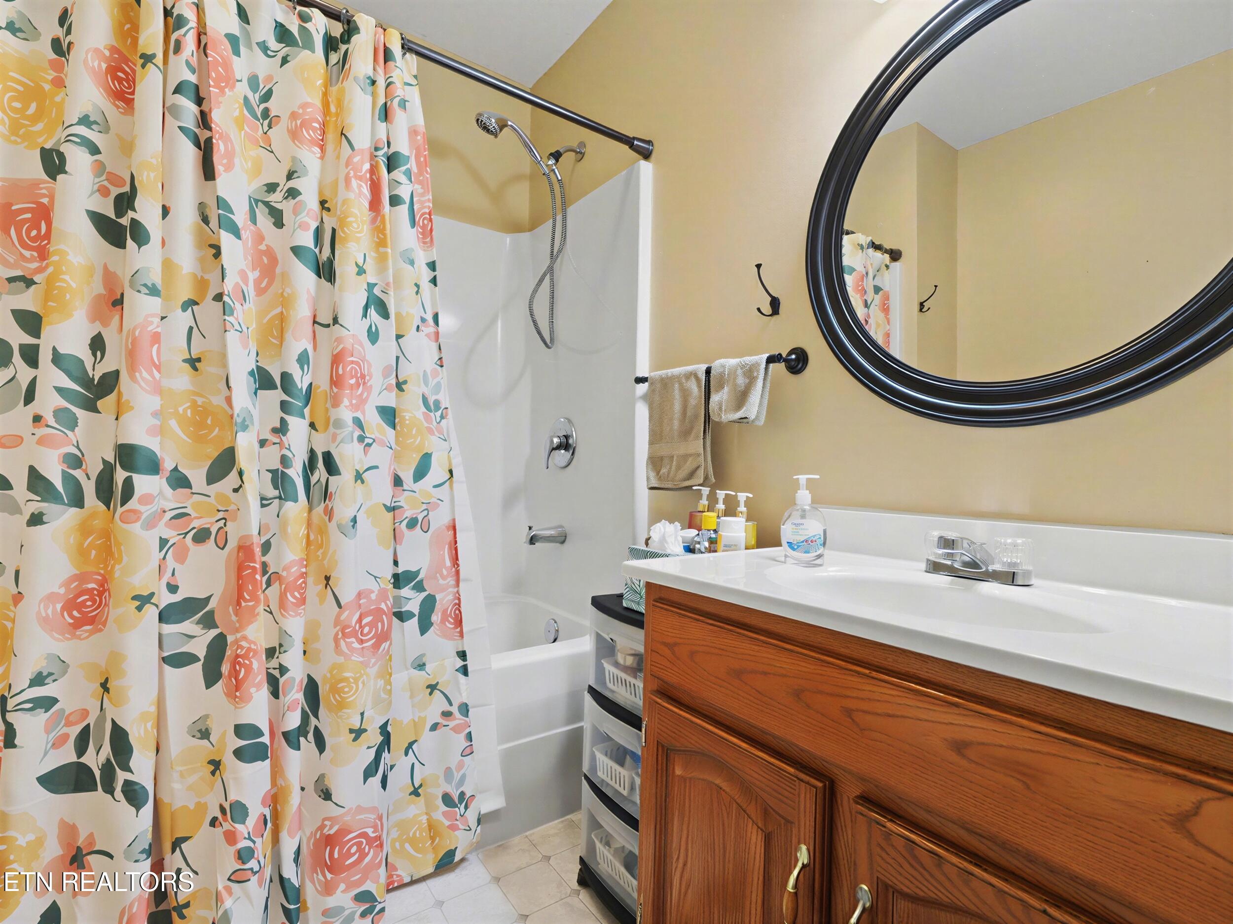 2833 Pinecrest Road Jacksboro, TN 37757 - Photo 26 of 40 13_24