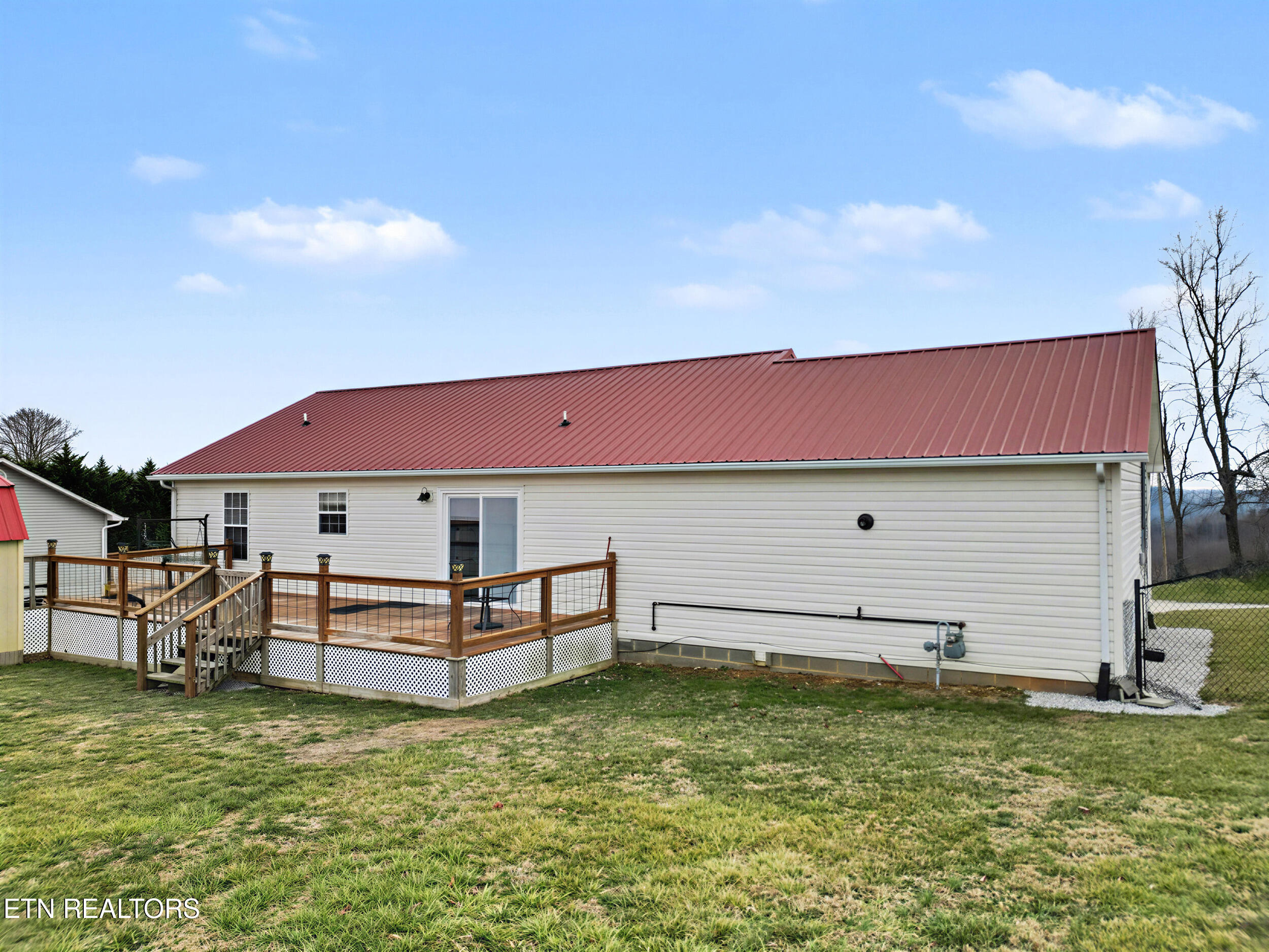 2833 Pinecrest Road Jacksboro, TN 37757 - Photo 32 of 40 31_5