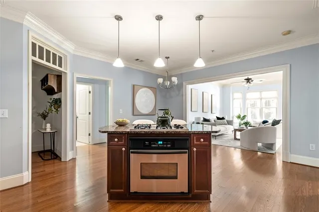 $499,000 | 825 Highland Lane Northeast, Unit 1112, Atlanta, GA 30306