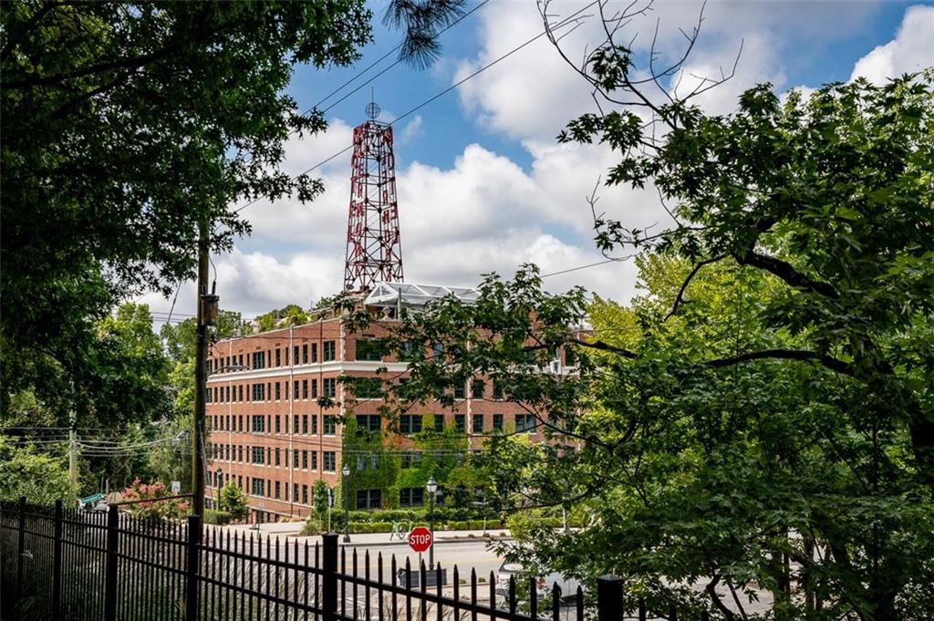 825 Highland Lane Northeast, Unit 1112 Atlanta, GA 30306 - Photo 39 of 39 a view of a multi story building