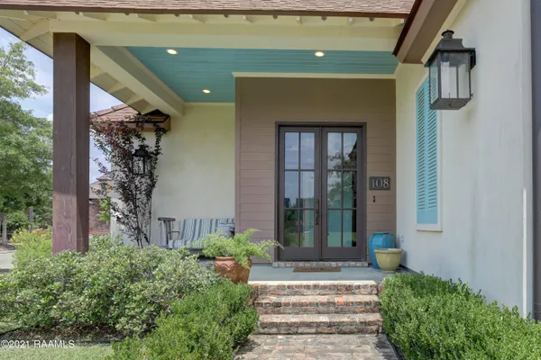 $2,950 | 108 Beaulac Lane, Lafayette, LA 70508