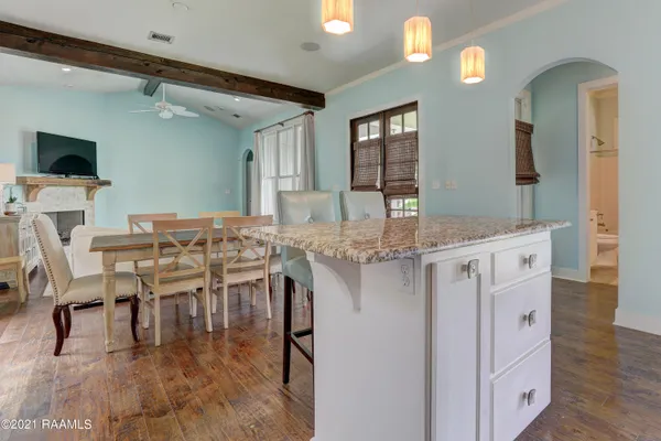 $2,950 | 108 Beaulac Lane, Lafayette, LA 70508