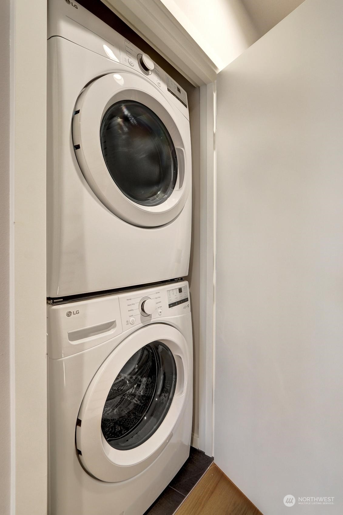 17342 Bothell Way Northeast, Unit H Bothell, WA 98011 - Photo 15 of 19 a utility room with dryer and washer