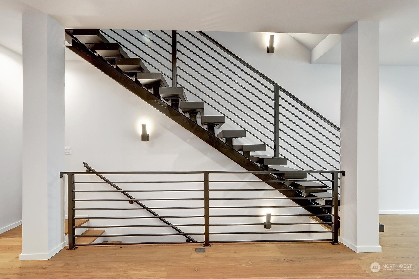 17342 Bothell Way Northeast, Unit H Bothell, WA 98011 - Photo 5 of 19 a view of entryway