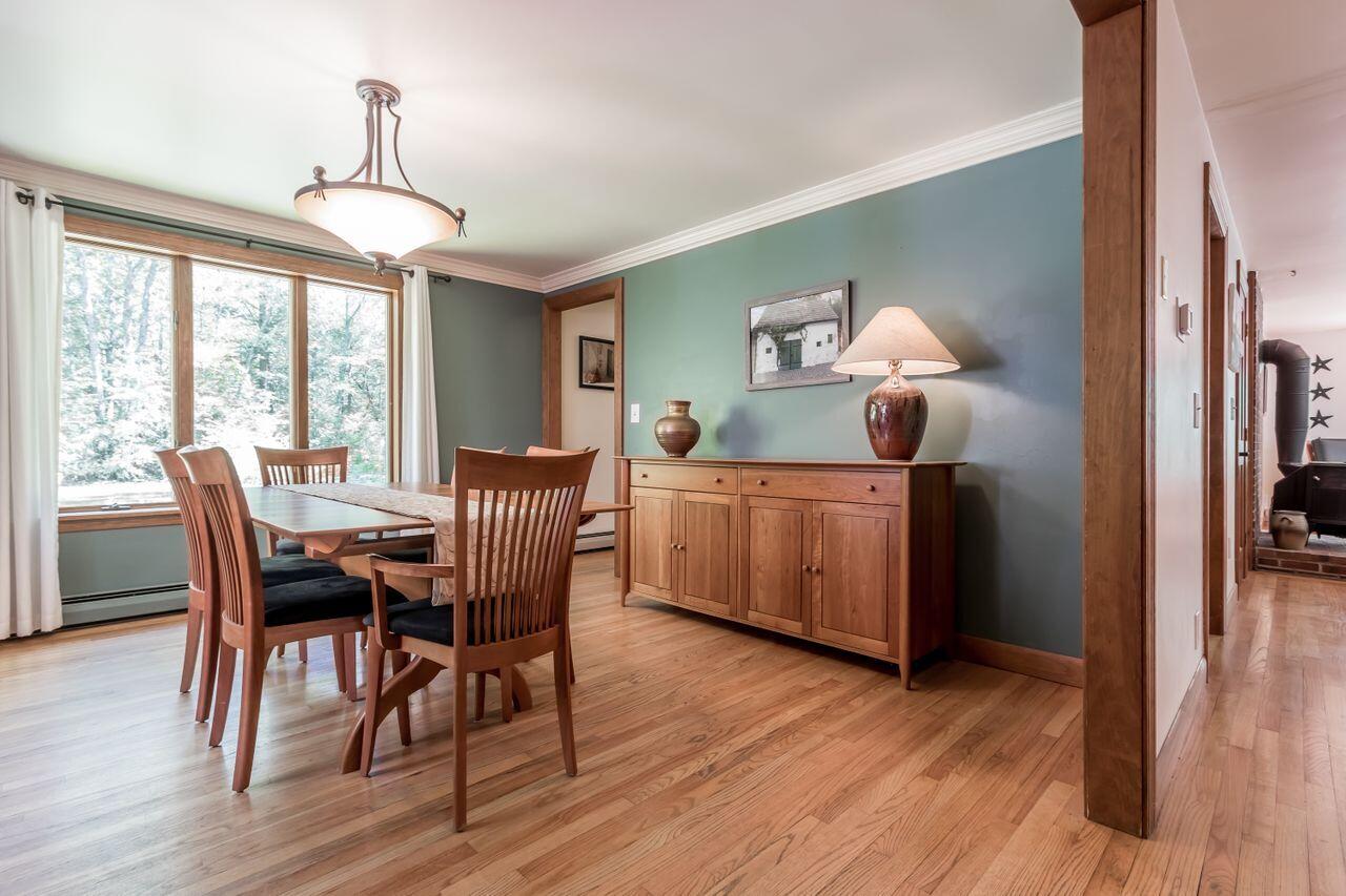 552 Blackstrap Road Falmouth, ME 04105 - Photo 6 of 39 6