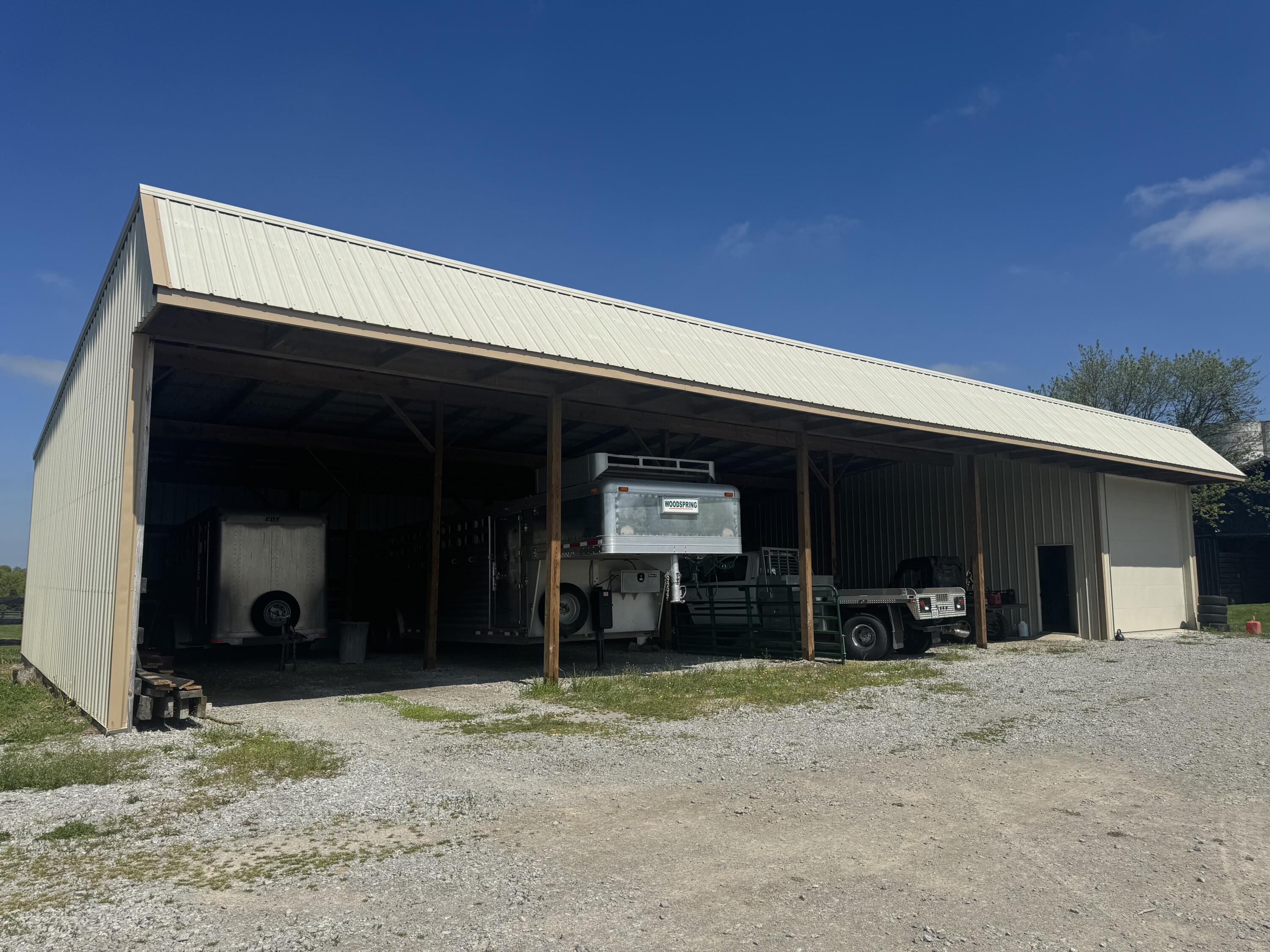 1815 Clifton Road Versailles, KY 40383 - Photo 13 of 44 IMG_8085
