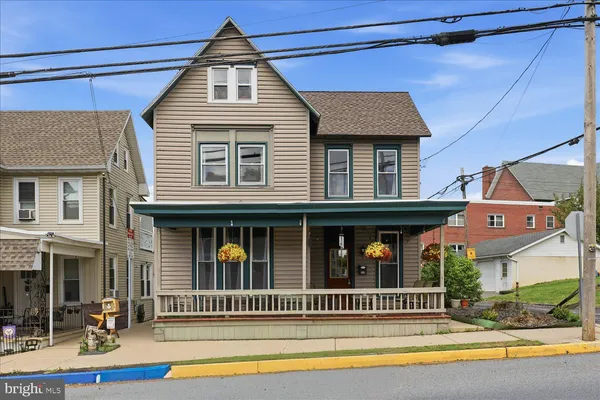 $275,000 | 22 South 4th Street, Denver, PA 17517