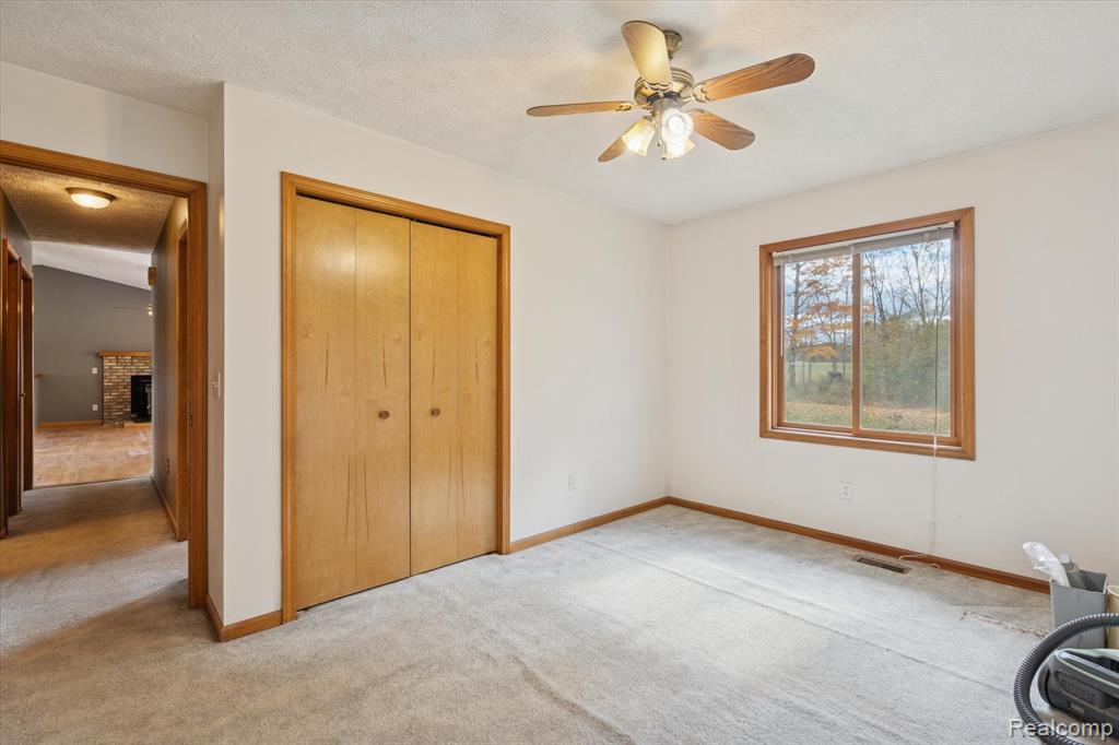 5920 West Coon Lake Road Howell, MI 48843 - Photo 27 of 61 Gallery Image 27