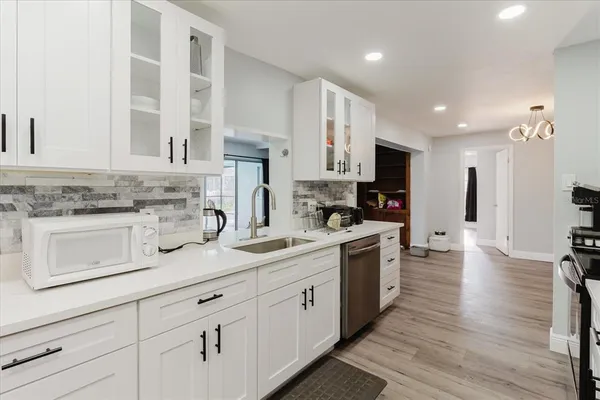 $475,000 | 1811 Forest Drive, Oldsmar, FL 34677