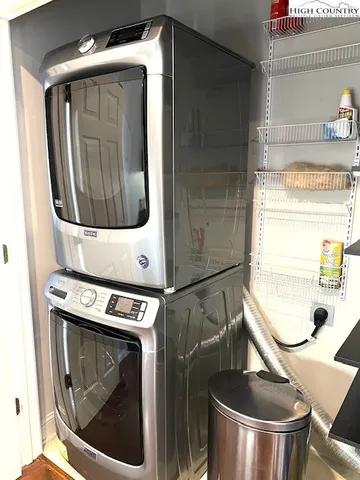 $373,000 | 144 Laurel Cottage Lane, Thurmond, NC 28683