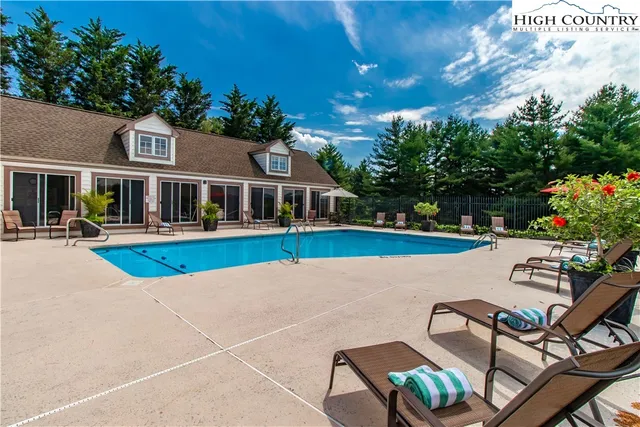 $373,000 | 144 Laurel Cottage Lane, Thurmond, NC 28683