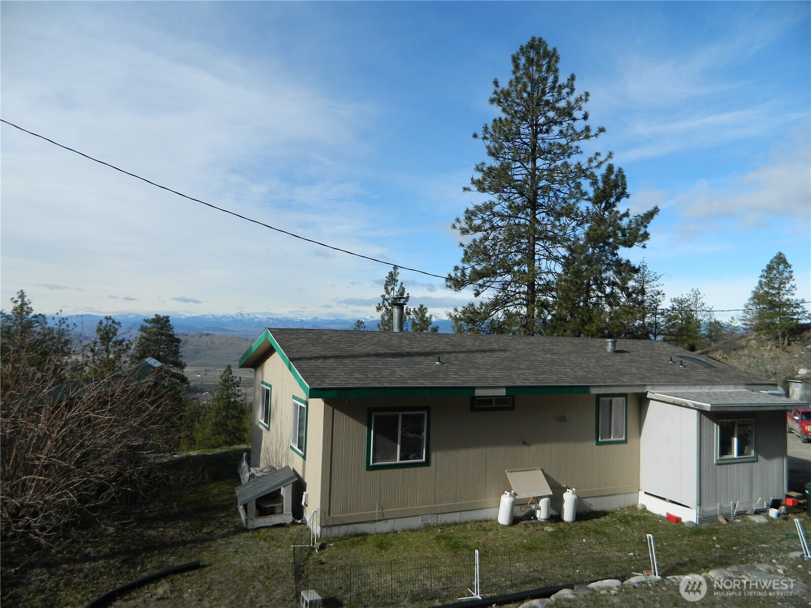 28 Ridgeline Road Tonasket, WA 98855 - Photo 6 of 19 a view of a back yard