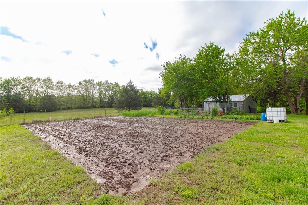 972 Red Fox Road Otterville, MO 65348 - Photo 4 of 40