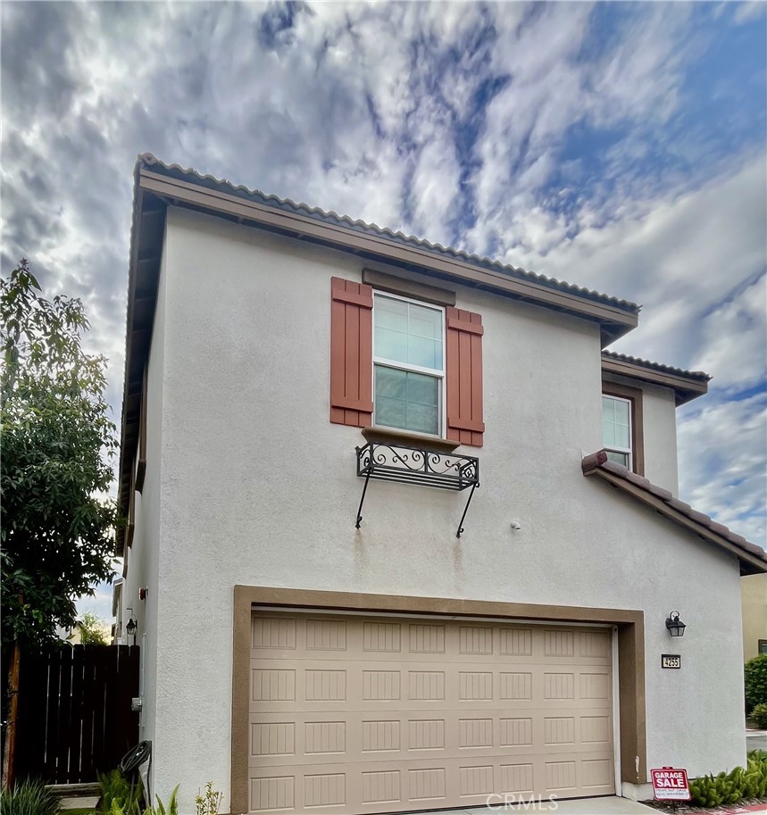 4255 Vermillion Court Riverside, CA 92505 - Photo 2 of 20