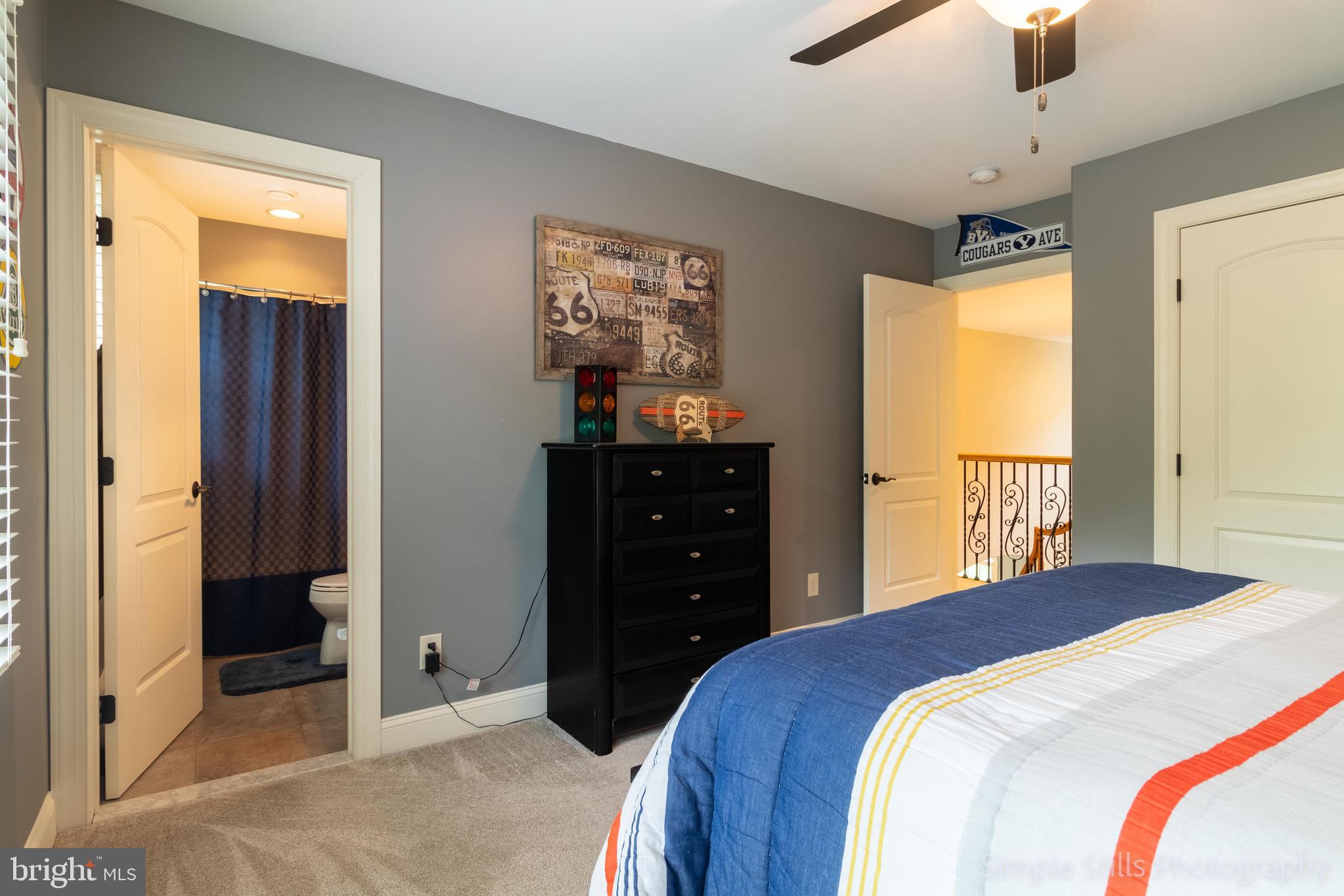 403 Topsfield Road Hockessin, DE 19707 - Photo 45 of 65 Bedroom with Private bathroom