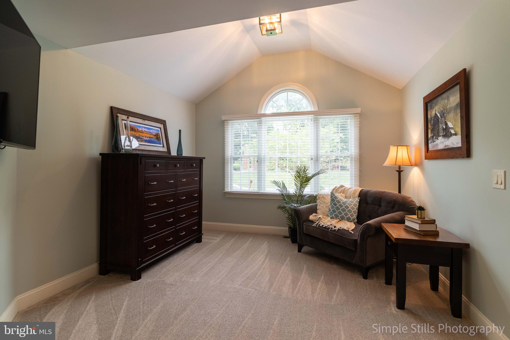 403 Topsfield Road Hockessin, DE 19707 - Photo 50 of 65 Master bedroom sitting area