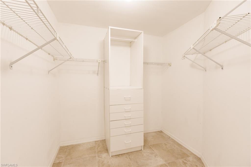 2118 Buckingham Lane Naples, FL 34112 - Photo 28 of 41 view of a small space