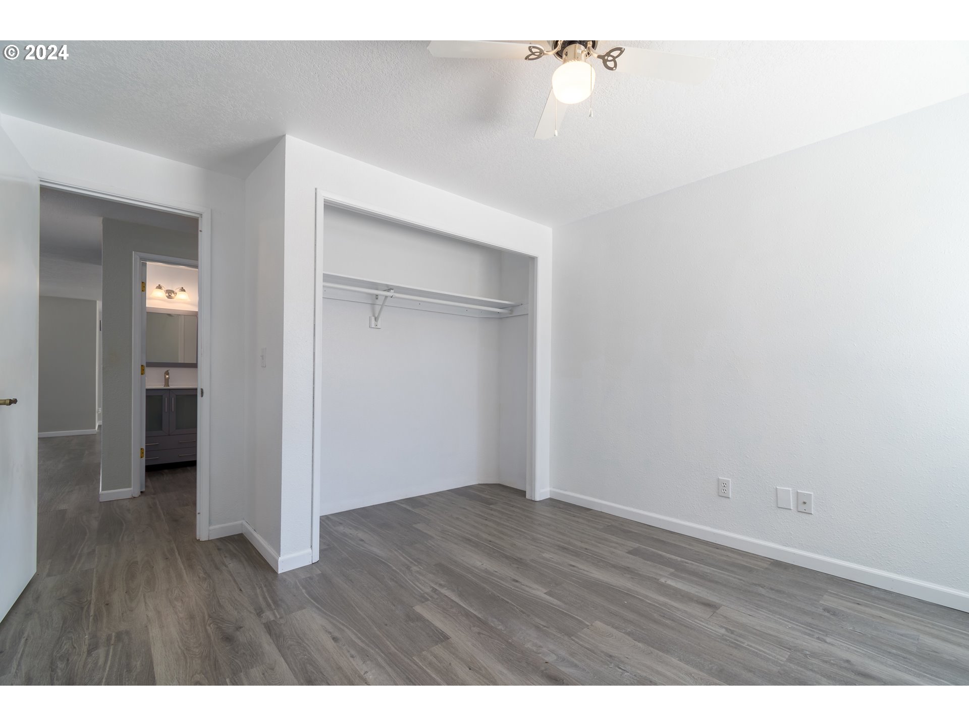 7345 B Street Springfield, OR 97478 - Photo 25 of 48 a view of an empty room