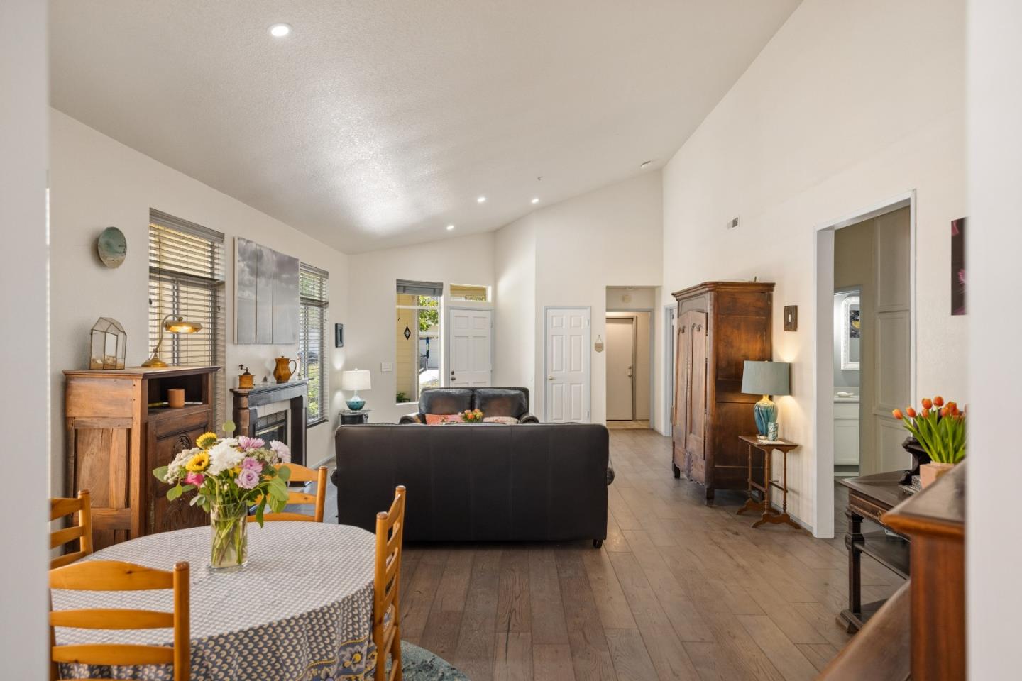 21012 Country Park Road Salinas, CA 93908 - Photo 4 of 35