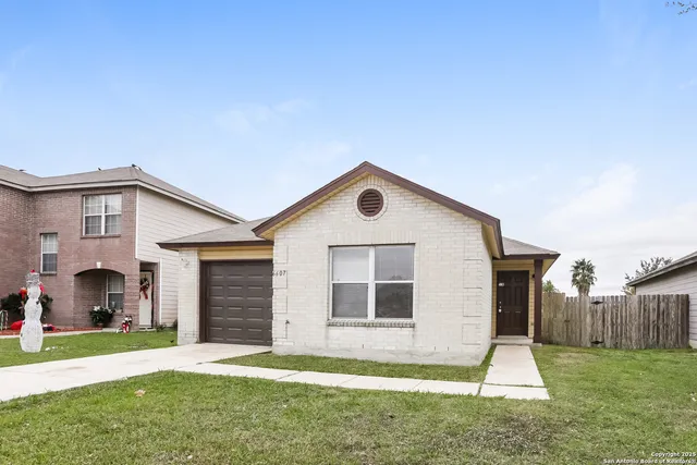 $1,545 | 6607 Flatstone Pass, Converse, TX 78109