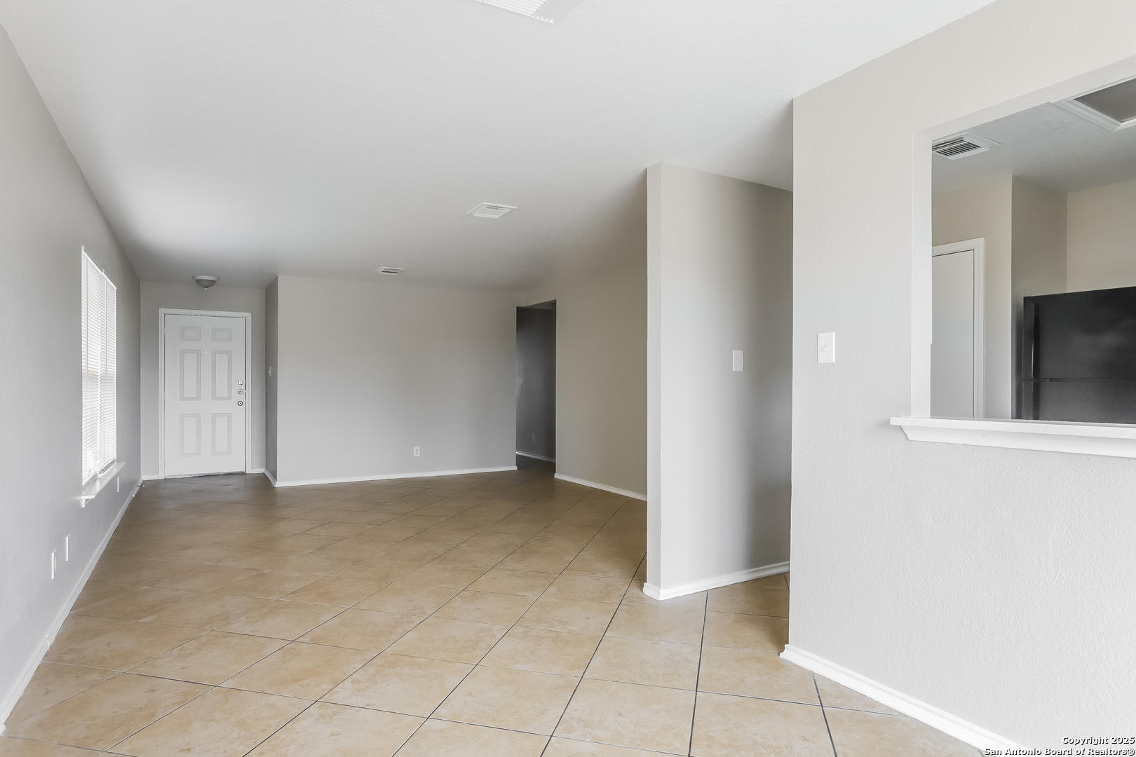 6607 Flatstone Pass Converse, TX 78109 - Photo 7 of 16