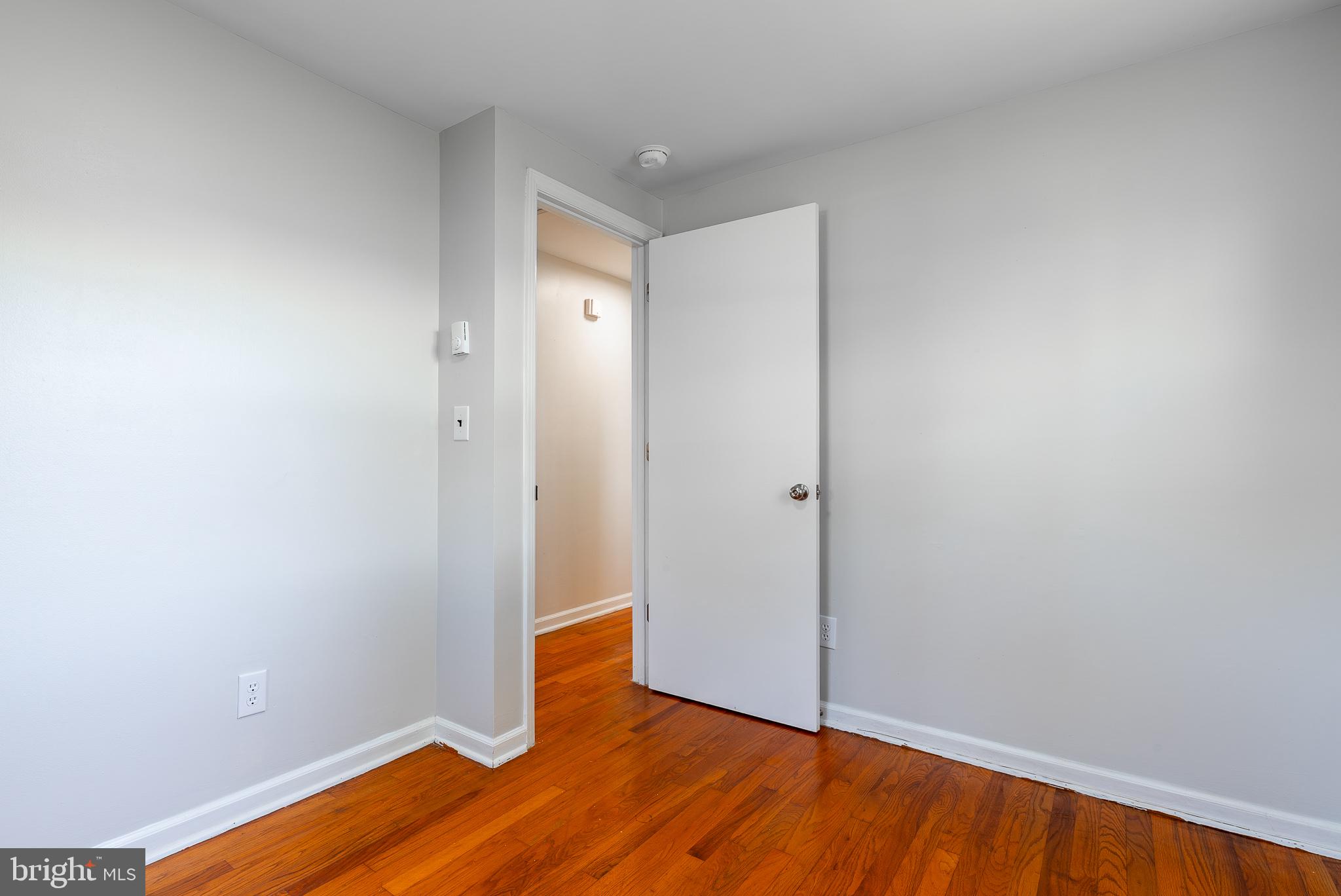 329 Dutch Mount Mount Jackson, VA 22842 - Photo 31 of 50 Bright and inviting entryway space.