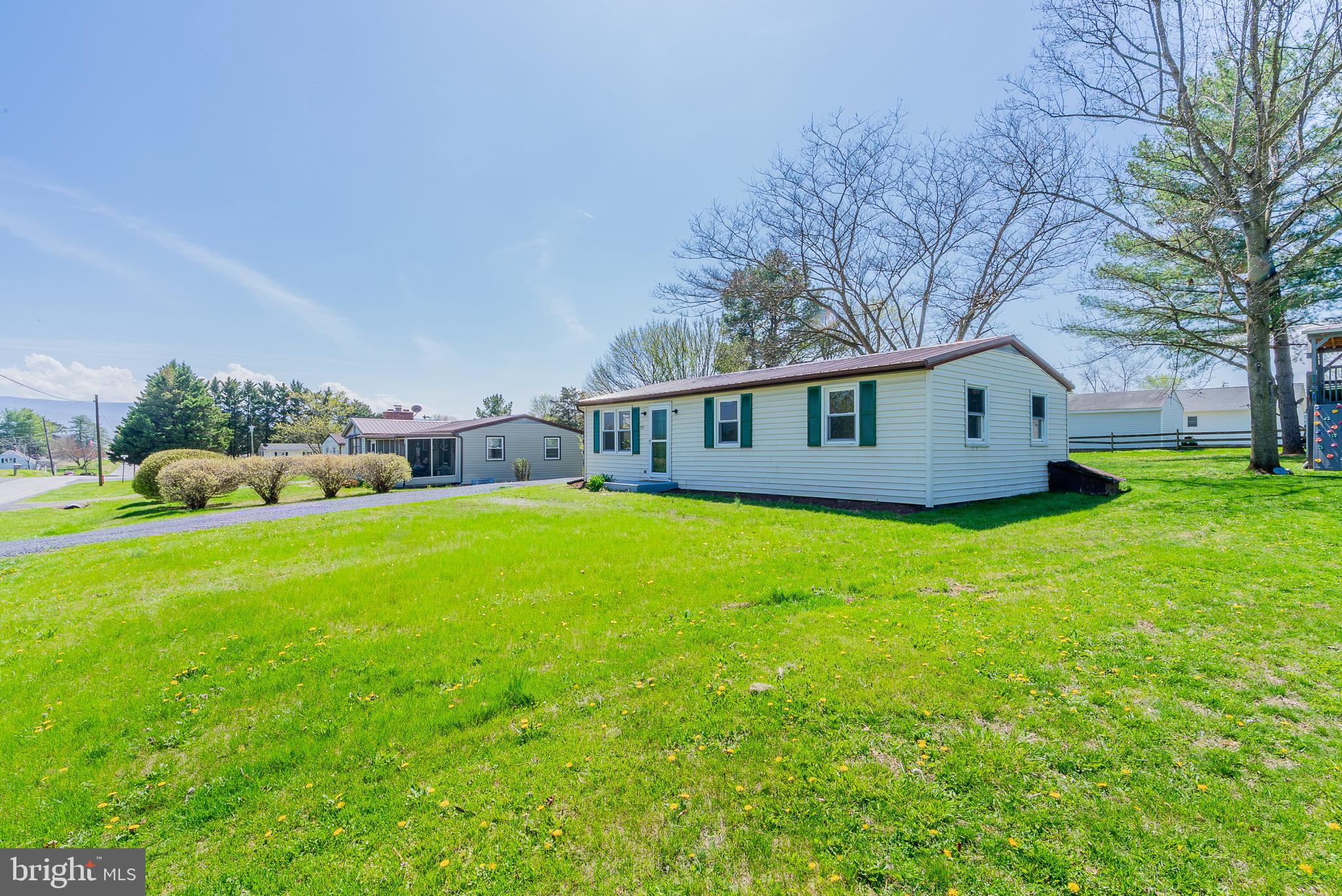 329 Dutch Mount Mount Jackson, VA 22842 - Photo 48 of 50 Charming home on a spacious lawn.