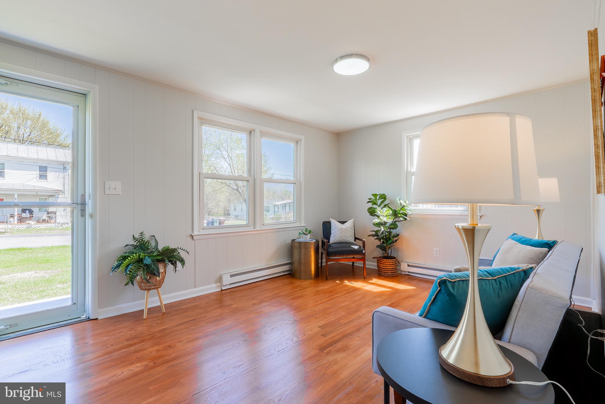 329 Dutch Mount Mount Jackson, VA 22842 - Photo 7 of 50 Bright and inviting living space.