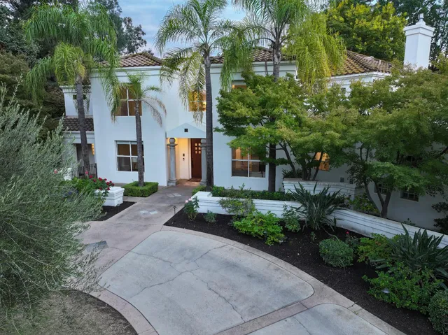 $1,199,000 | 6670 North Sequoia Drive, Fresno, CA 93711